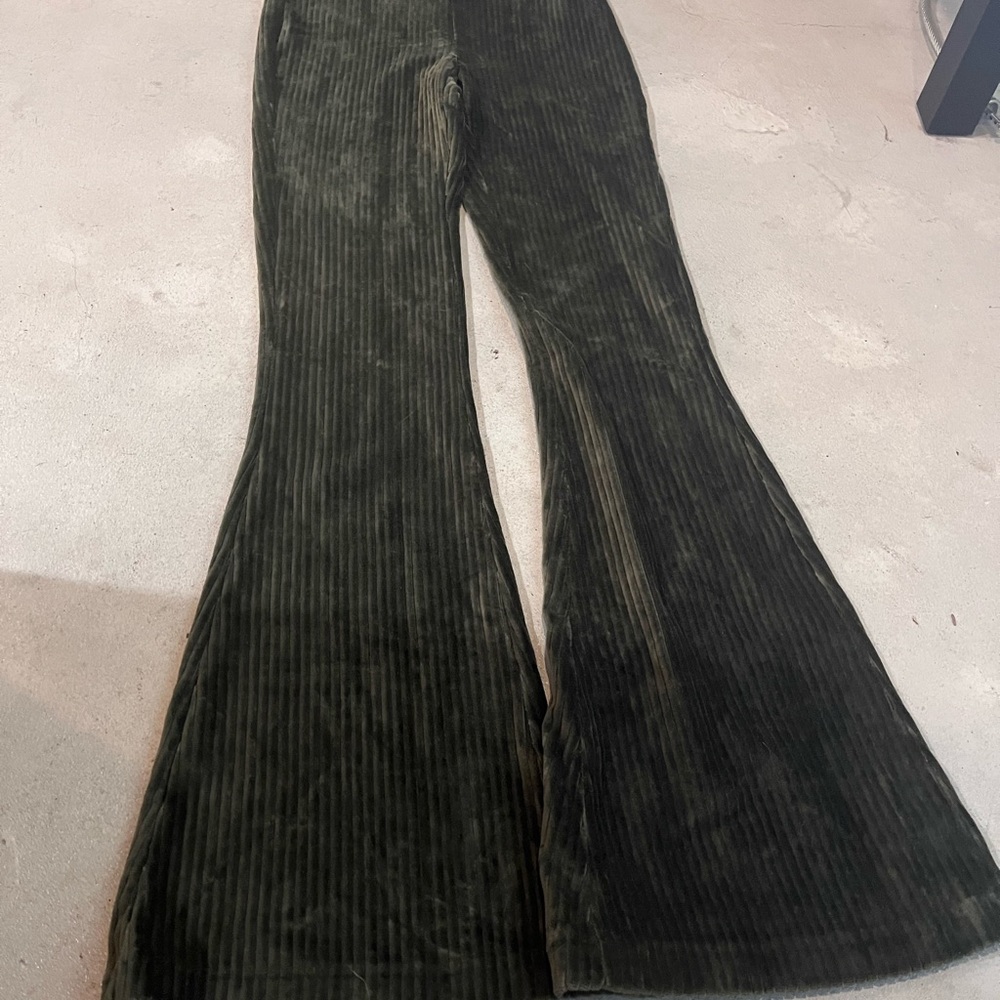 Aerie Groove-On Velour High Waisted Flare Pant